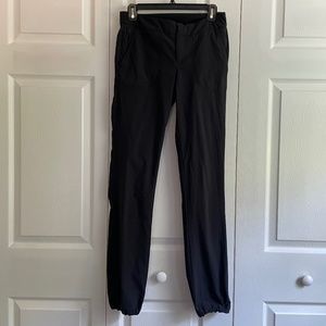 Athleta Wander Straight Pants, Size 4, Black, Straight Leg